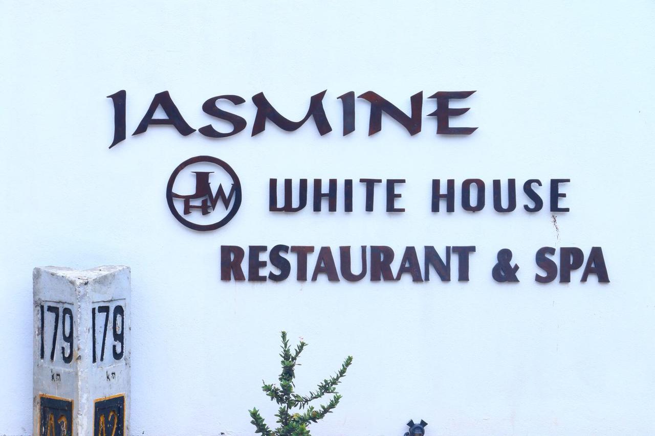 Jasmine White House Restaurant & Spa Bed & Breakfast Dikwella Luaran gambar